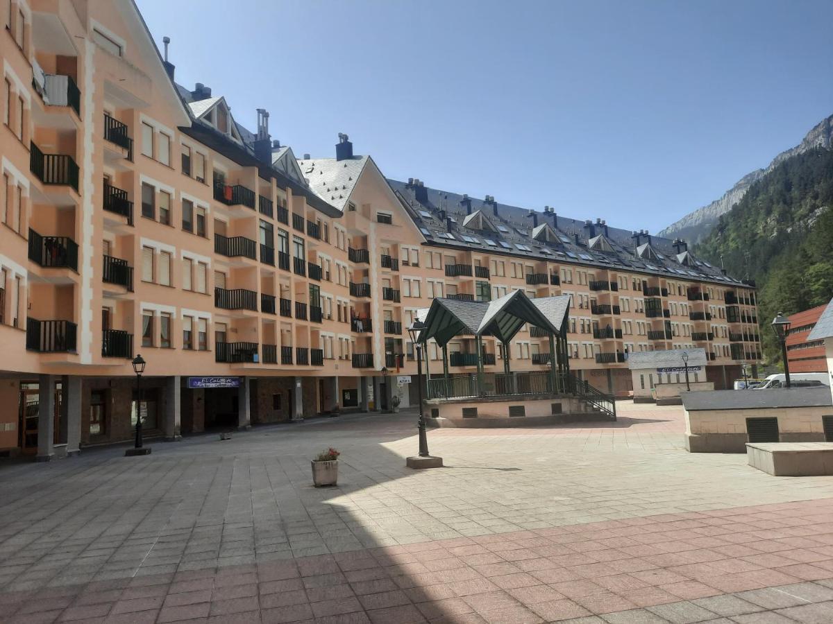 Acogedor Y Calido Apartamento Con Vistas A La Montana Canfranc Zewnętrze zdjęcie